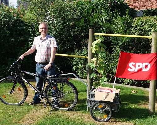 Mit dem Fahrrad im Wahlkampf MdL und SPD