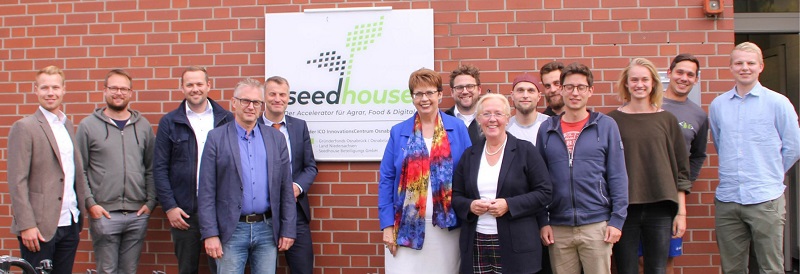 Besuch Seedhouse mit Ministerin Birgit Honé